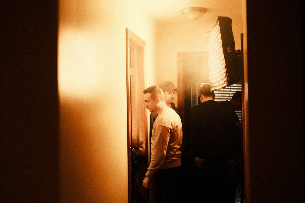 Behind the scenes 16