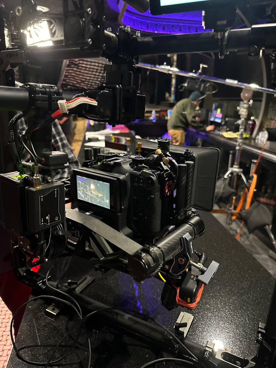 Behind the scenes 6